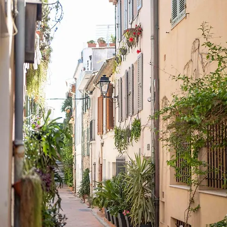 Apartmán Les Petits Volets A 100m De La Antibes